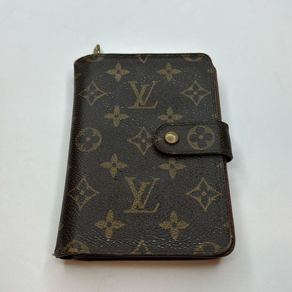 Louis Vuitton Wallet